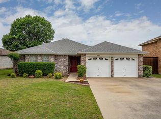 665 Blair Dr, Lewisville, TX 75057
