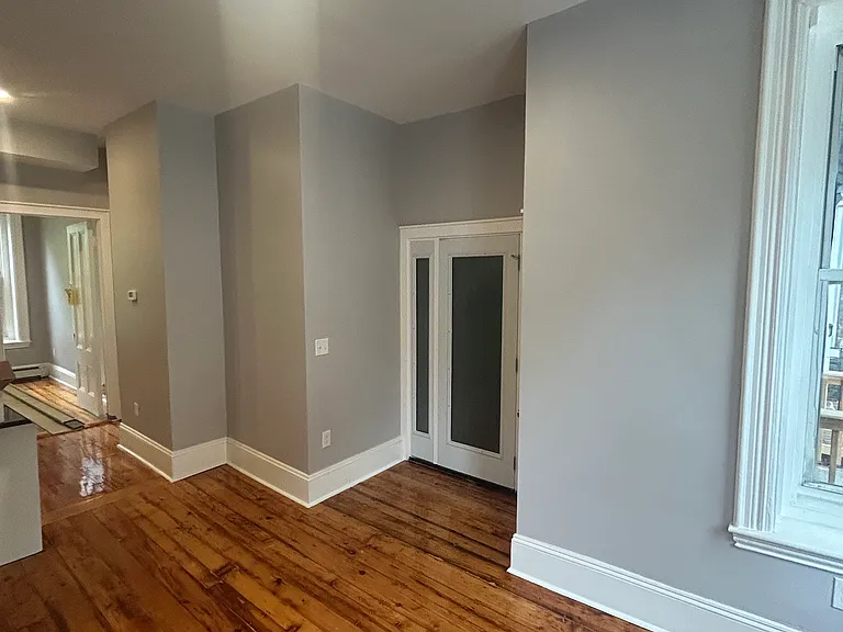 31 Newton St #1A — Photo 6