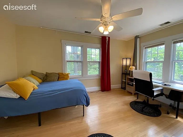 5355 42nd Pl NW — Photo 33