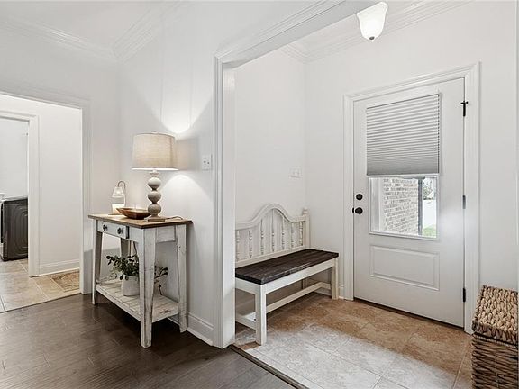 2nd image of 10136 Cesson Ct