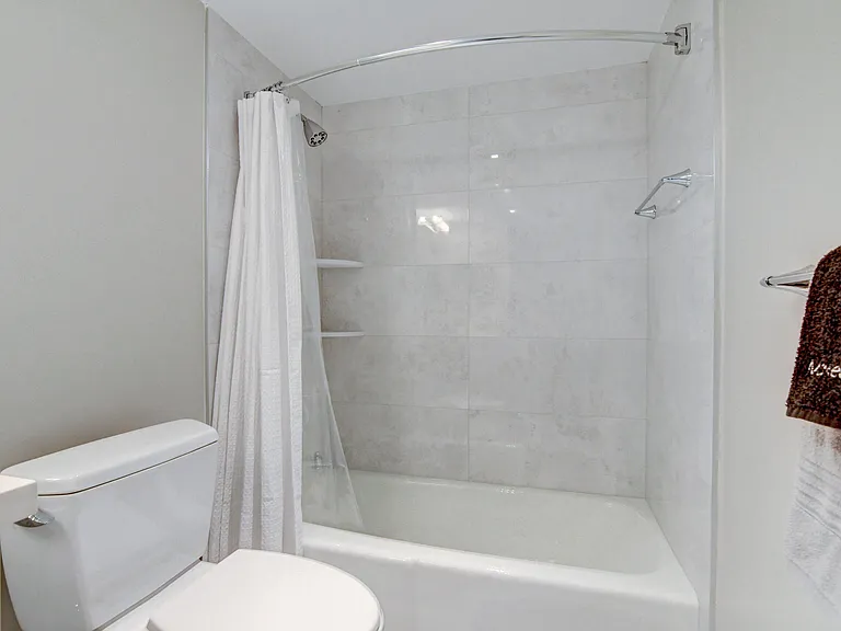 4301 N Ocean Blvd #507 — Photo 36