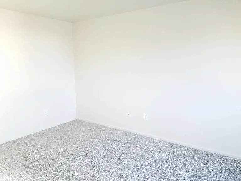 1691 Oak Creek Dr — Photo 15