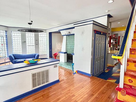 5th image of this home