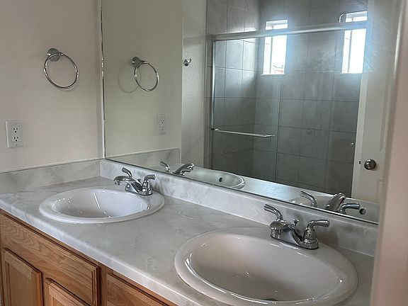 3rd image of 4101 N Quatar Ct