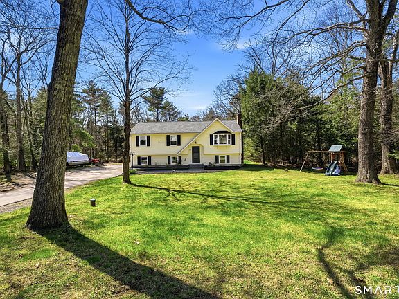 2nd image of 264 Quaddick Town Farm Road