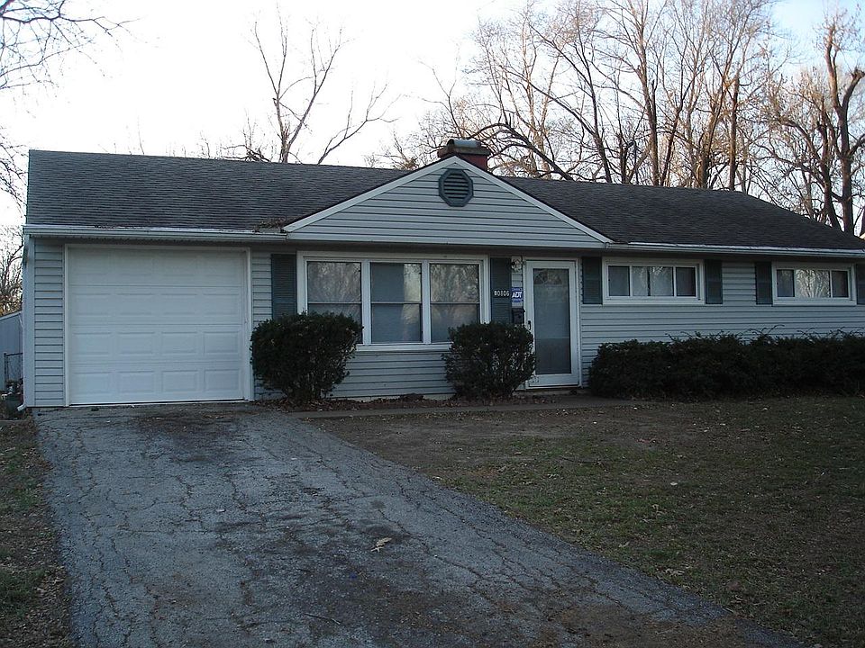 1st image of 10806 Newton Ave #10806