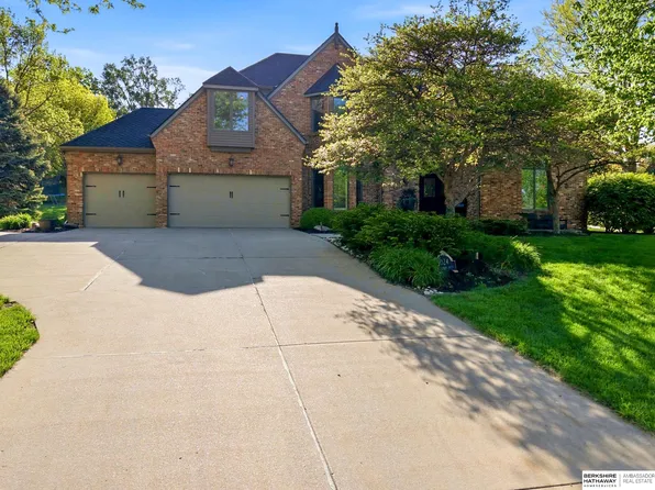1024 Stone Creek Dr, Blair, NE 68008