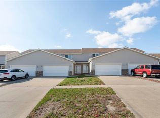 1690 50th St, Marion, IA 52302