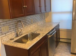 78 Beacon St #2, Hartford, CT 06105