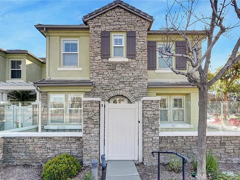 12240 Chantrelle Dr — Photo 1