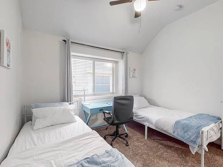 6904 Dream Dust Dr — Photo 22