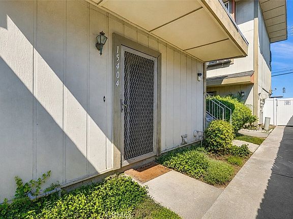3rd image of 15404 Jackson St #9