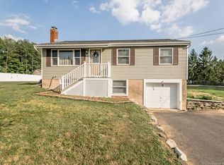 114 London Rd, Hebron, CT 06248