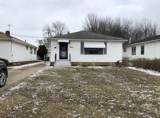 4855 Green Rd, Warrensville Heights, OH 44128