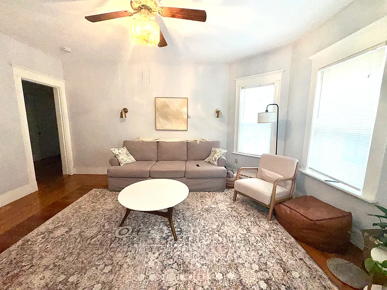 12 Curtis St #1 — Photo 6