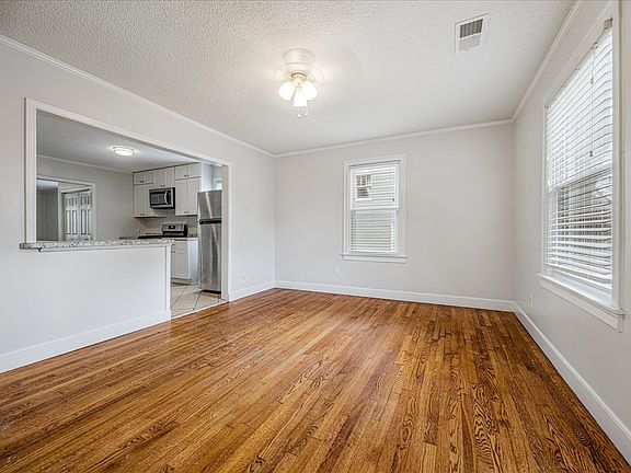 3rd image of 3772 Douglass Ave