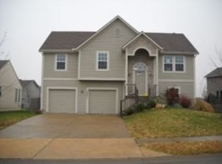 30051 W 184th St, Gardner, KS 66030