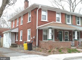 18 N Roberts Rd, Bryn Mawr, PA 19010