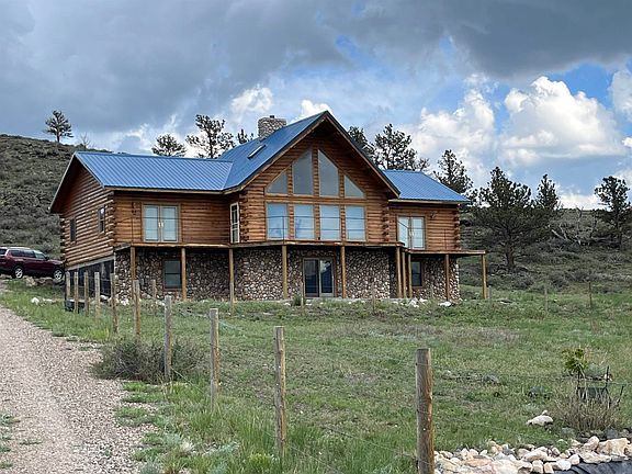 3rd image of 62 Sheep Mountain Rd