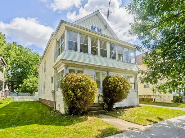 239-241 Oak Grove Ave, Springfield, MA 01109