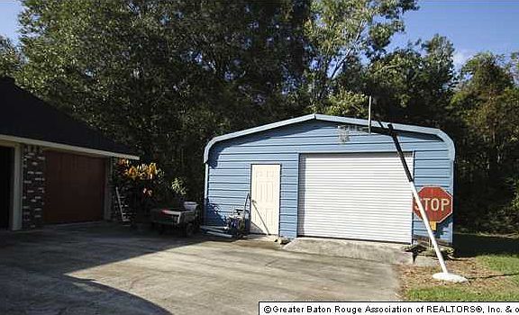 5th image of 13290 Savannah Dr