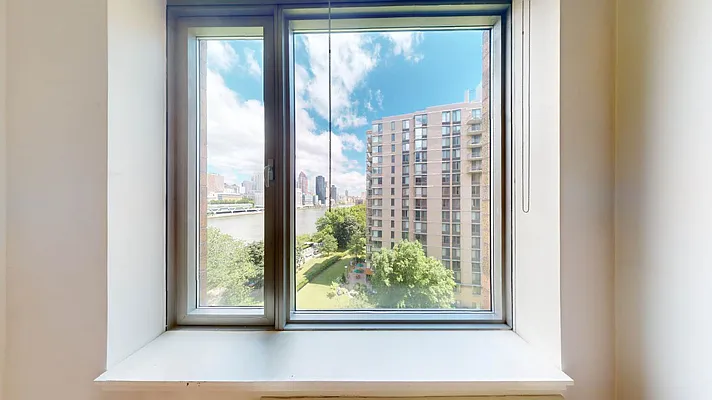 Rented by Voro, LLC | media 29