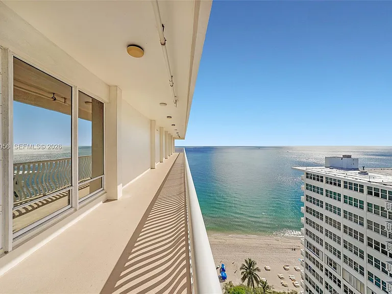 4020 Galt Ocean Dr #1801 — Photo 40