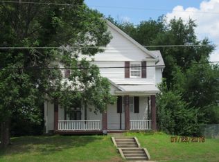 2070 S Kansas Ave, Topeka, KS 66612