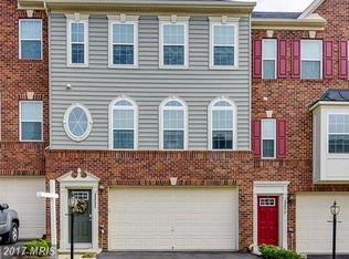 22888 Chestnut Oak Ter, Sterling, VA 20166