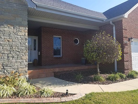 5th image of 529 Saint Andrews Dr