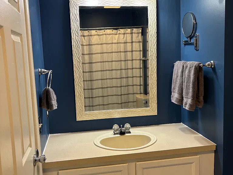 7609 Carlton Dr — Photo 23