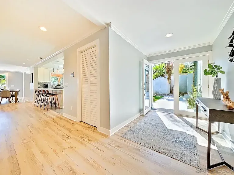 7904 Calle De La Plata — Photo 13