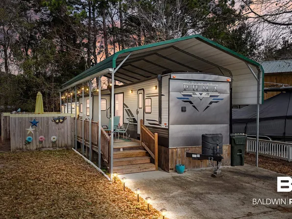 198 Defuniak Loop, Lillian, AL 36549
