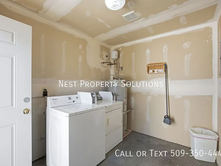 1818 W Crouse St #1 — Photo 20