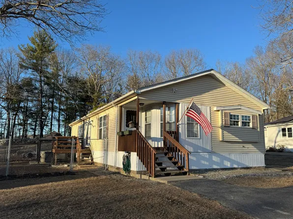 111 Colonial Road, Plainfield, CT 06374