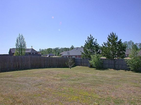 Large Fenced Back Yard