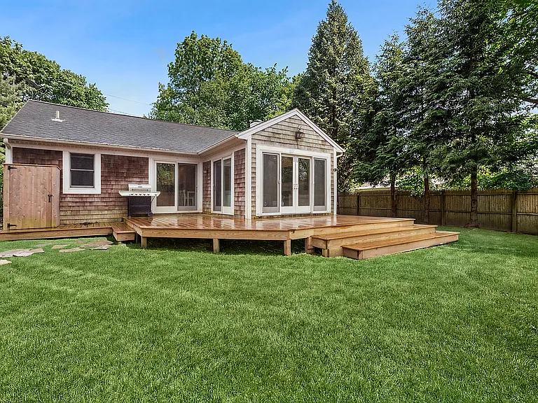 23 Town Ln — Photo 11