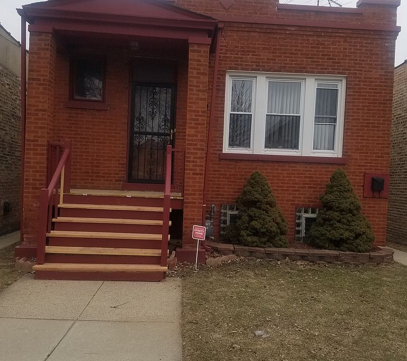 1st image of 5054 W 32nd Pl
