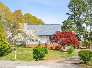 5379 Buxbury Ct, Walkertown, NC 27051