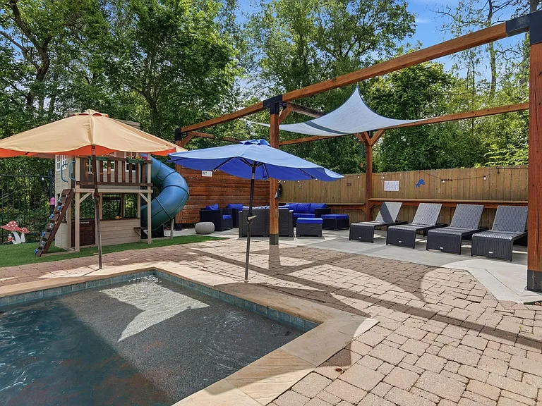 6203 Cash Oaks Dr — Photo 4