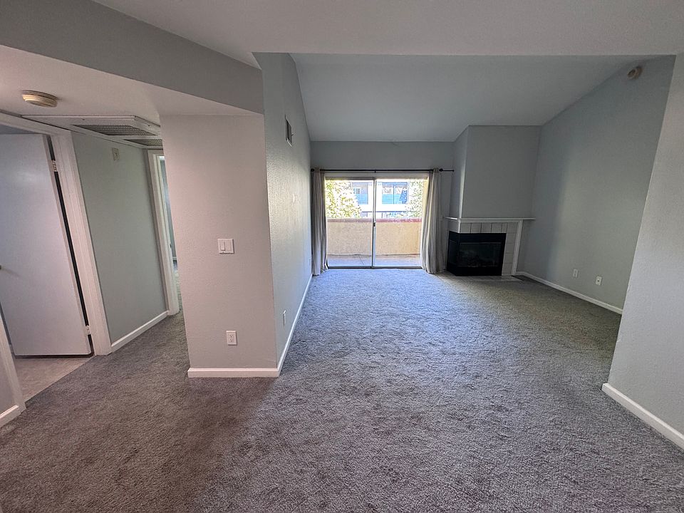 Entrance and living area