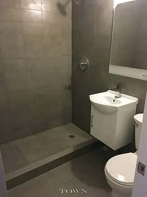 Rented by Town Residential | media 33