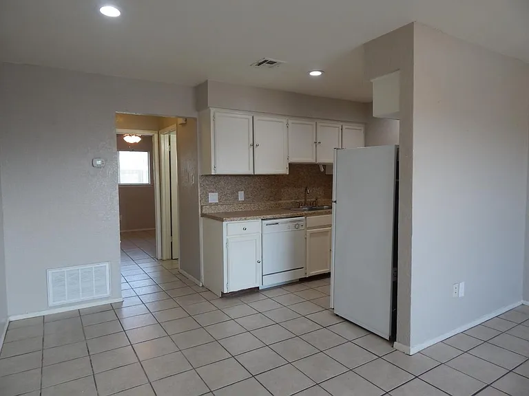 921 Quetzal St #1 — Photo 11