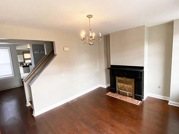 Diningroom and staircase