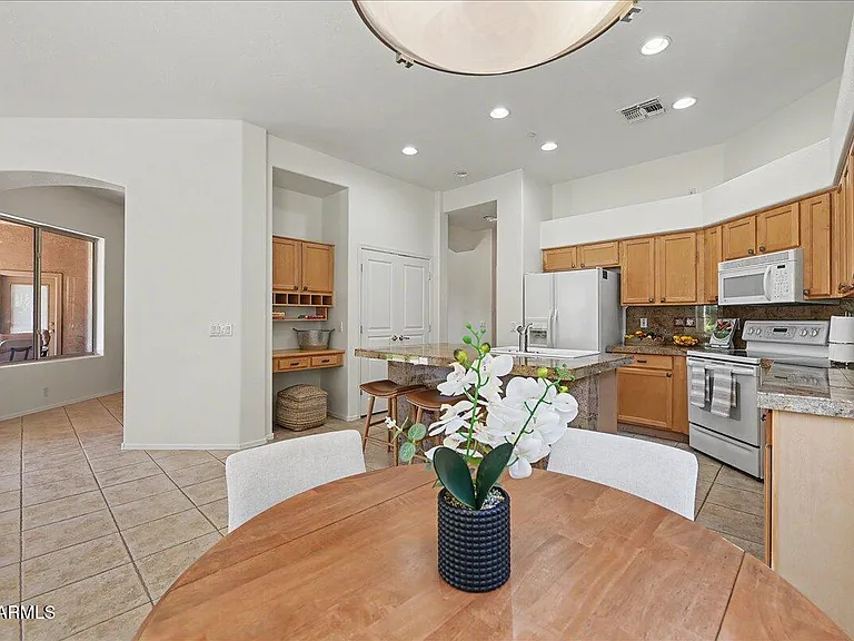 22393 N 76th Pl — Photo 13