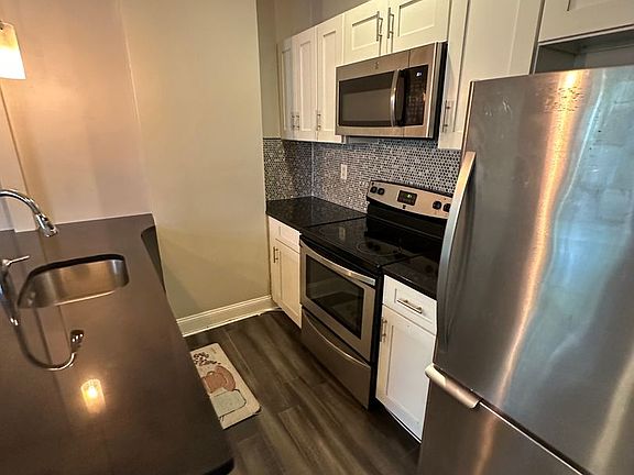 5th image of 1420 Cambridge St #1424-2