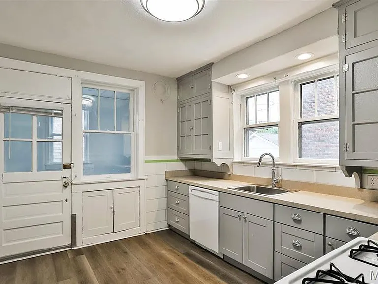 7125 Dartmouth Ave — Photo 18
