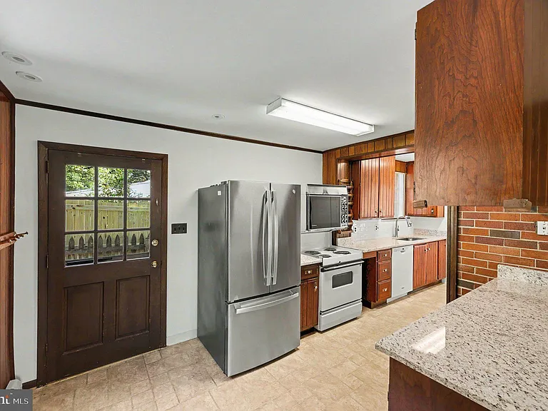 3418 Old Dominion Blvd — Photo 9