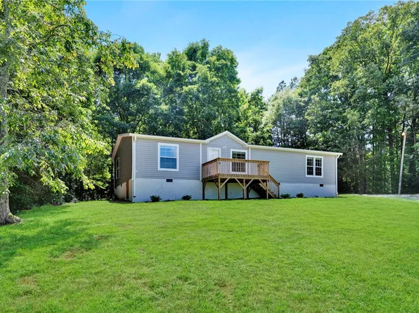 330 Williams Farm Rd, Seneca, SC 29693