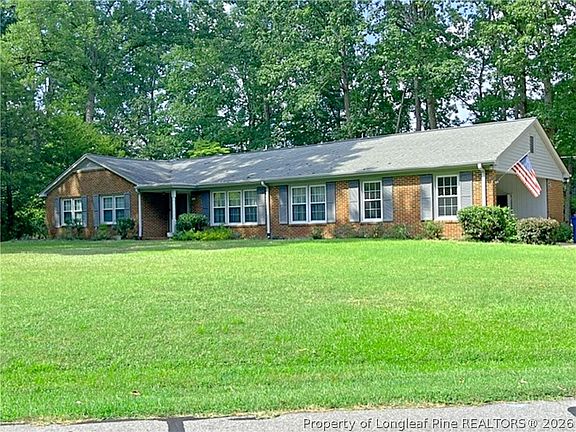 2nd image of 1904 Lord Ashley Dr